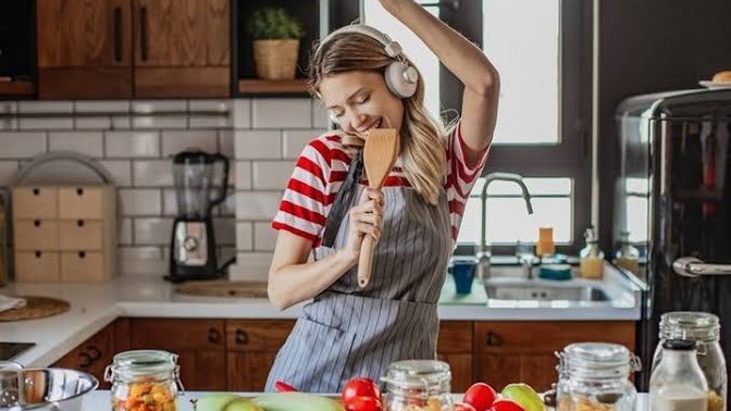 Siz en çok yemek yemeyi mi yoksa yemek yapmayı mı seviyorsunuz?