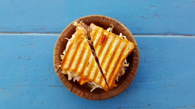 Sadece tosttan akşam yemeği olur mu?