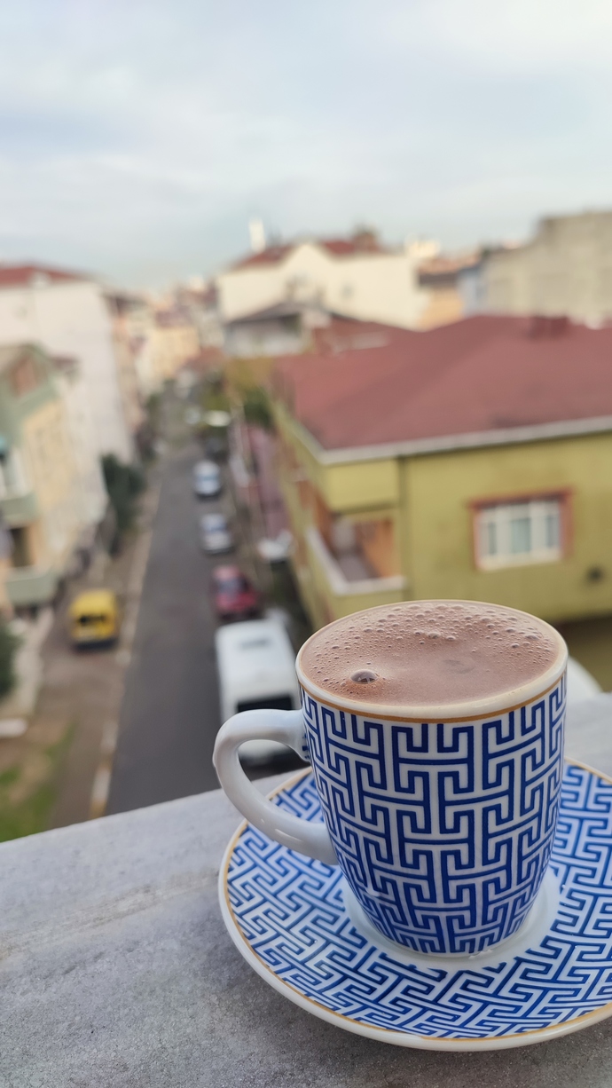 👊☕