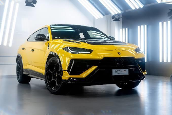 Mercedes G63 Amg mi Lamboeghini Urus Performante mi?
