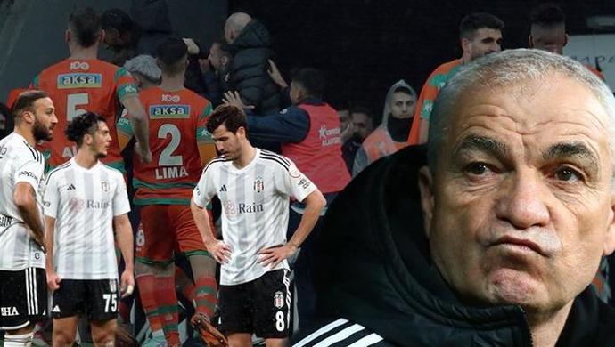 Beşiktaş 1 - Alanyaspor 3... Çalımbaydan oyuncularına haklı şekilde sert eleştiri! Maçı nasıl buldunuz?