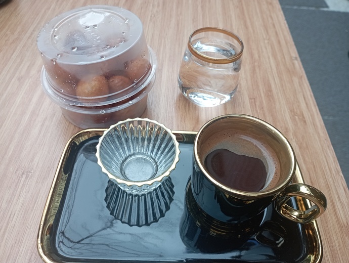 Türk kahvesi, lokma... 