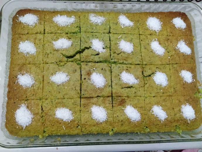 Ispanaklı kek yaptım, nasıl görünüyor?