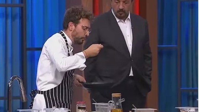 Bir yemek yaptığınızda tadına bakması için ilk kime ikram edersiniz?