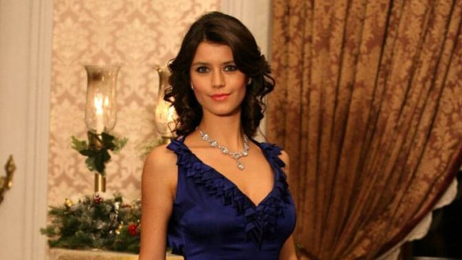 "Bu rolü ondan başkası bu kadar iyi oynayamazdı" dediğiniz oyuncu ve karakteri hangisi?