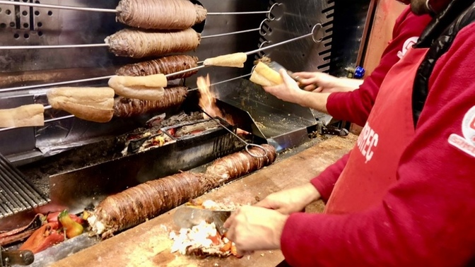 Sokak lezzeti dendiğinde ilk aklına hangi tat geliyor?