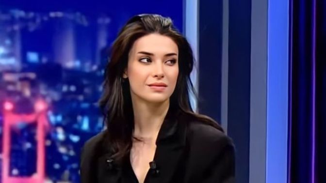 Bir kadına güzel demeniz için ne gibi özellikleri olması gerekir?