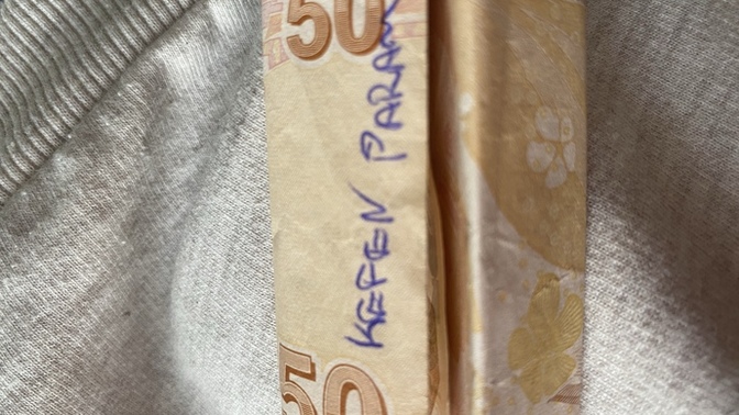 Para üstü diye gelen paraya bakın, belam olur mu? . D?
