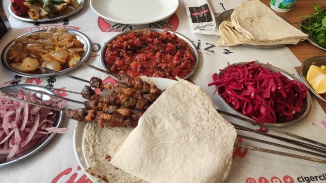 Akıllı ol ciğerimi ye! 🤤 Kahvaltıda ciğer yenir mi?