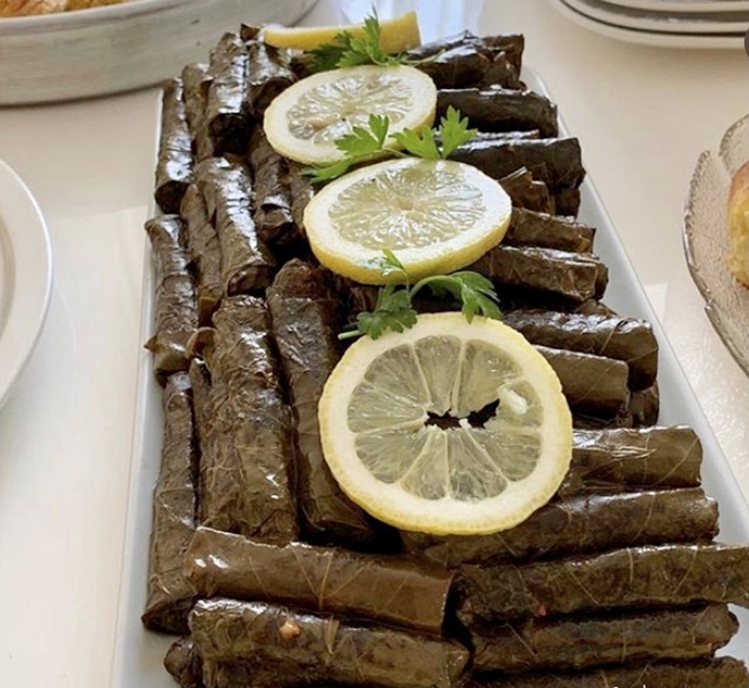 Yaprak sarma ana yemek midir, ara sıcak mıdır?