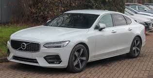 Volvo marka arabaya binmeyi seviyor musunuz?