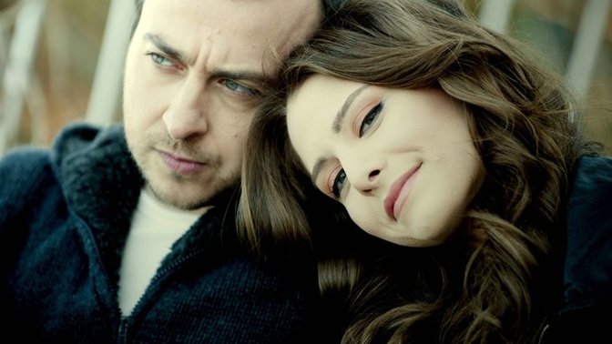Sevgilim son zamanlarda aşırı ilgisiz oldu ne yapmalıyım?
