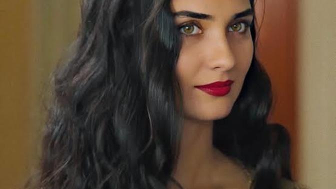Tuba Büyüküstün ü beğenir misiniz?