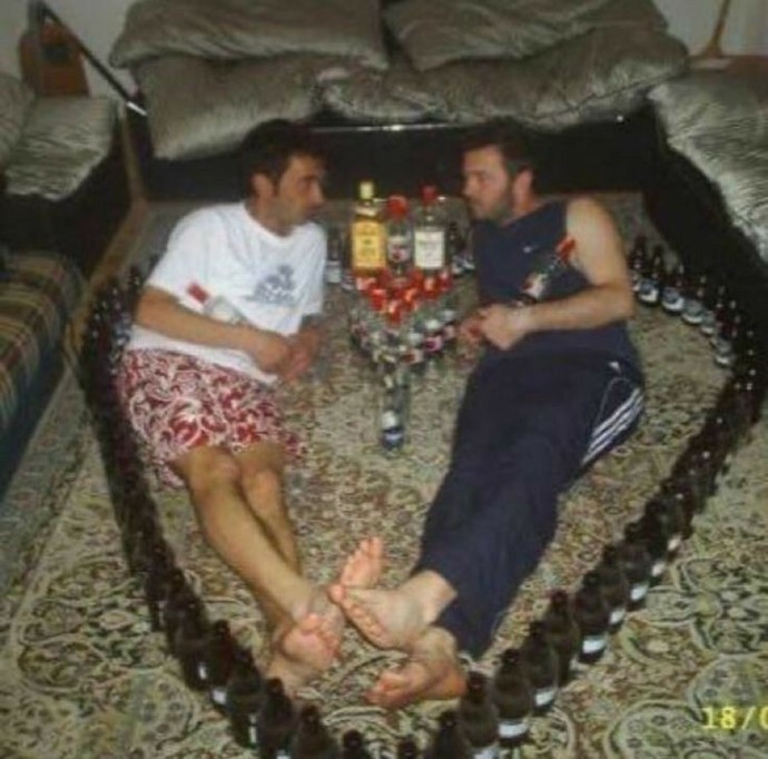 Arkadaşınızın gazına gelip ilişki yapar mısınız?