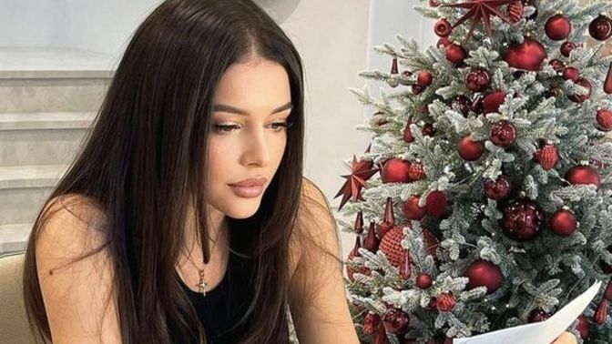 Eşim, ben hayatına girmeden önce tanıştığı kadını benden sonra zorla sildi. Bu durumda ne yapmalıyım?