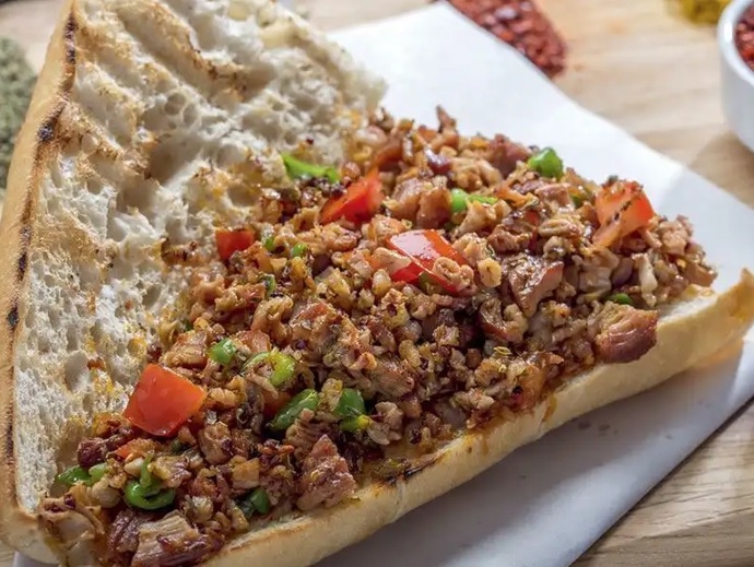 Bu görseli görünce aklınıza gelen ilk yemek hangisi?