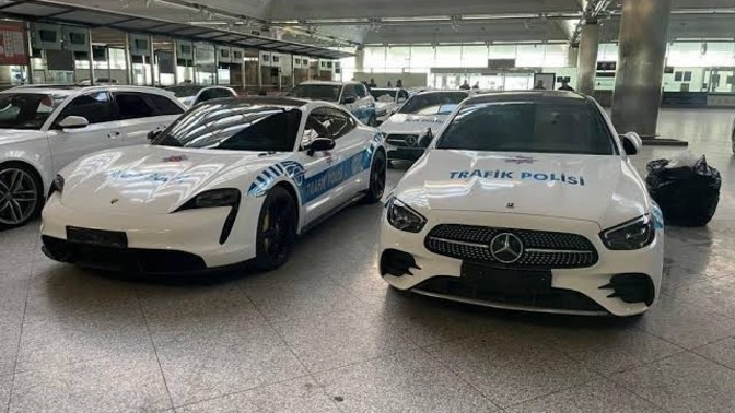 Trafik polis araçların dan memnun musunuz?