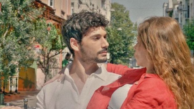 Senin mutluluğun benim mutluluğum diyen biriyle olur mu?