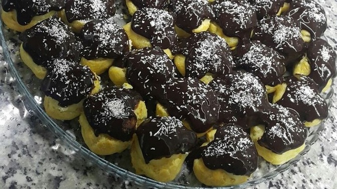 Profiterol tatlısını mı yoksa sufle mi tercih edersin?