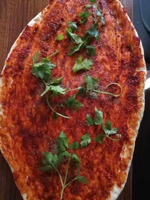 Salça ekmek yemek fakirlik midir?