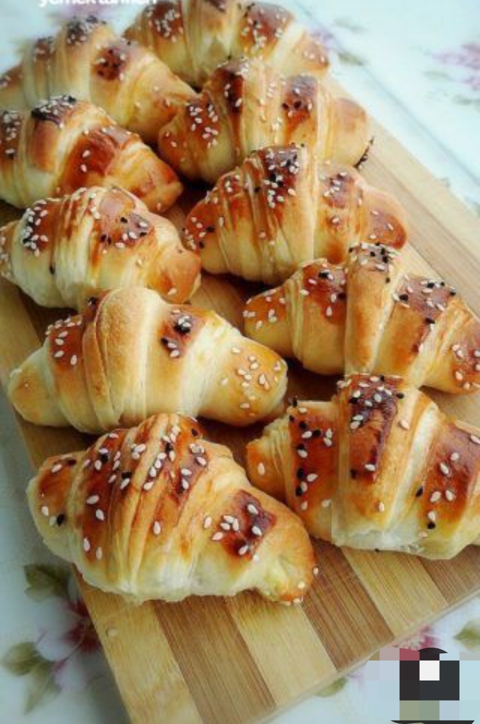 Fırından yeni çıkmış poğaça nasıl yapılır?