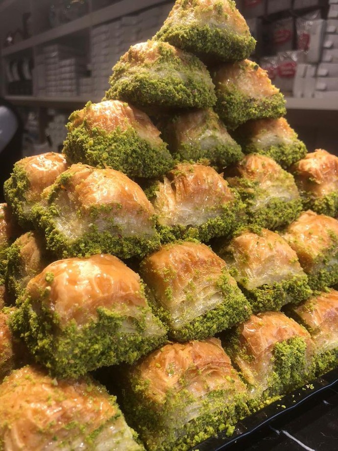 Fıstıklı baklava mi cevizli baklava mı?
