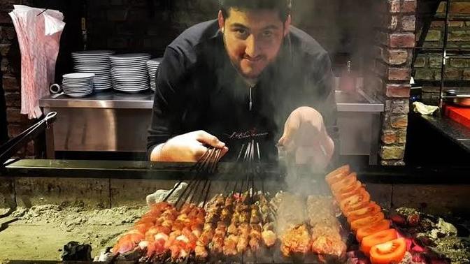 Kebap ustaları "kebap elle yenir, çatal bıçak sosyete işi" diyor! Siz kebap yerken çatal bıçak kullanıyor musunuz?