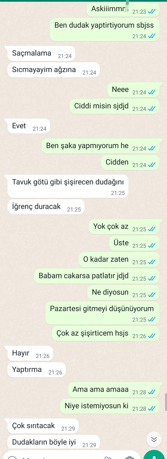 Niye izin vermiyor sizce kendisi inanclı biri de değil benim inancım var bu arada neyse niye karsi cikti anlamadim?