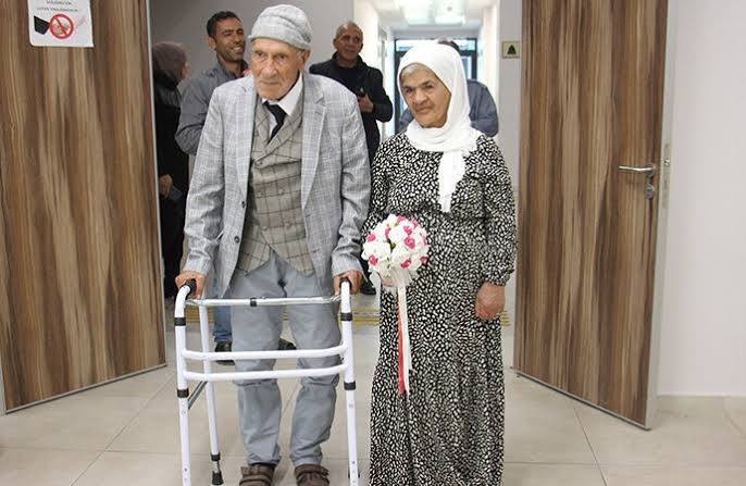 Kaç yaşından sonra evlilik düşünülmez?