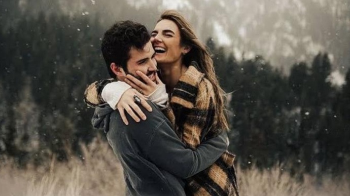 Aşırı ilgi mi daha çekilmezdir, aşırı kıskançlık mı?