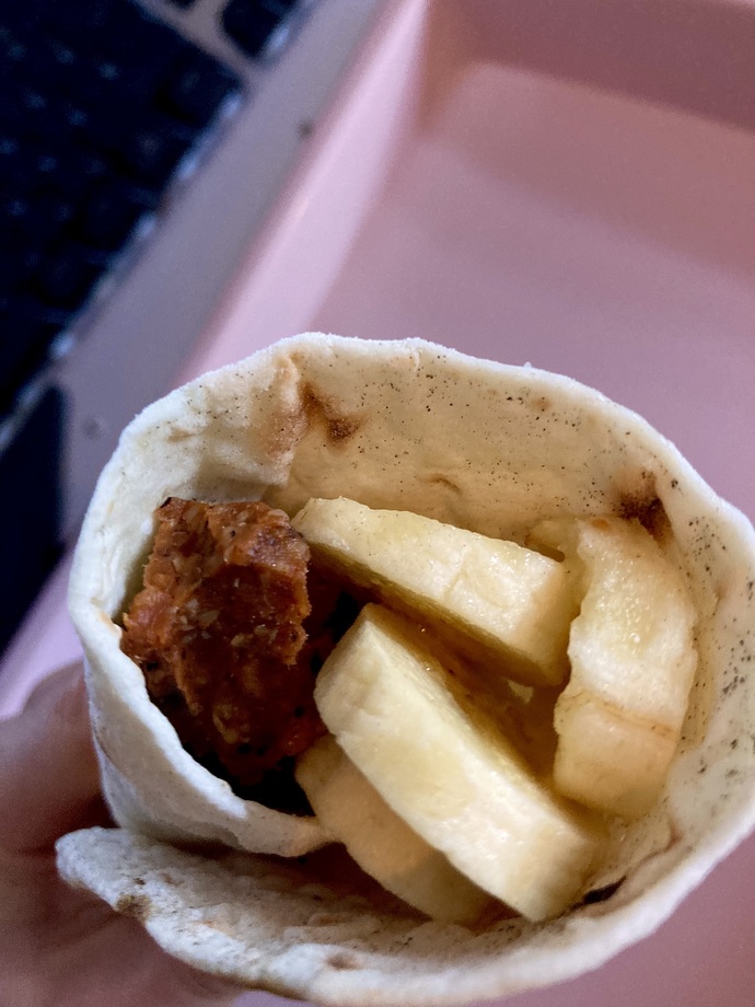 Çiğ köfteye muz koyulur mu?