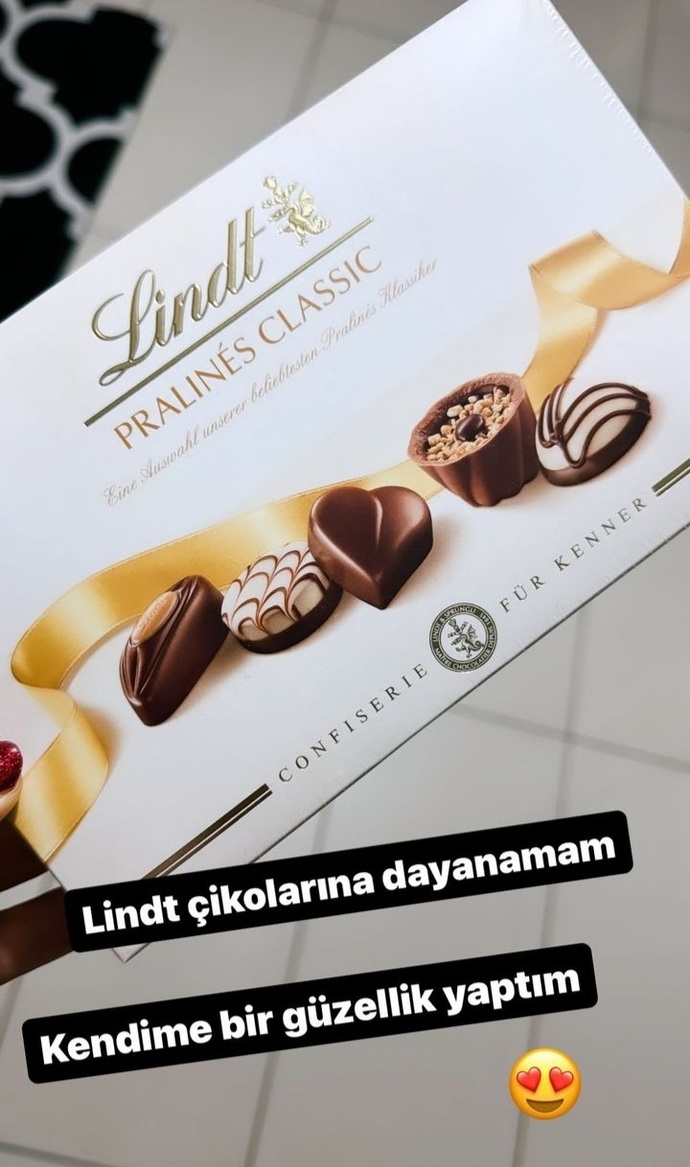 Kahve eşliğinde enfes oluy dimi..😘