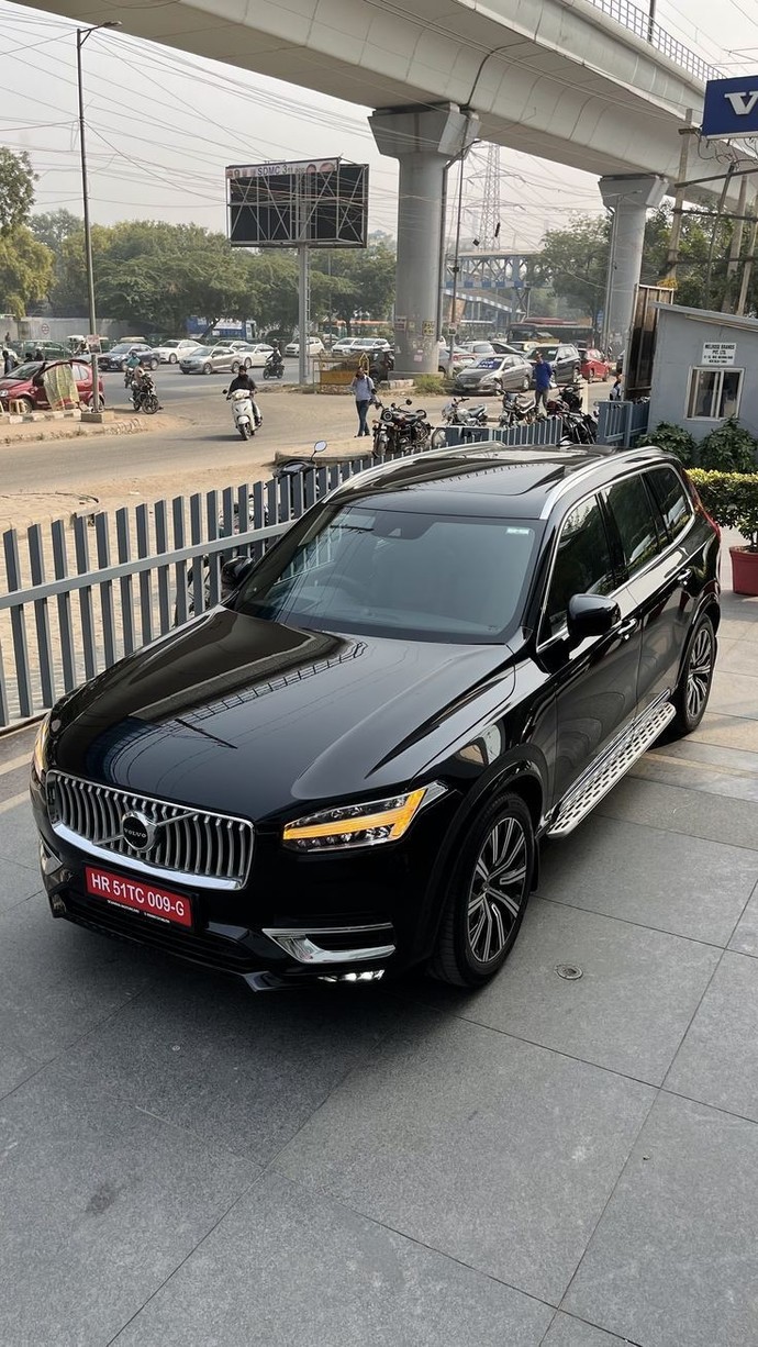 Bu iki SUV araçtan hangisi tercihiniz olurdu?
