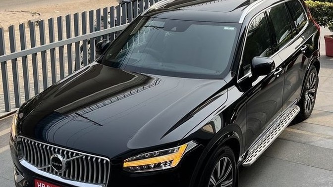 Bu iki SUV araçtan hangisi tercihiniz olurdu?