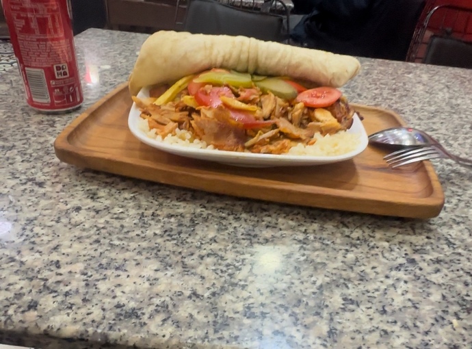 Pilav üstü tavuk döner severmisiniz?
