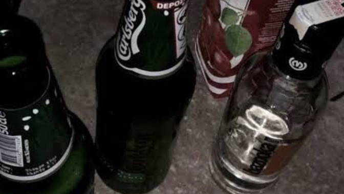 Yılbaşında kimlerle alkol alıcaksınız?
