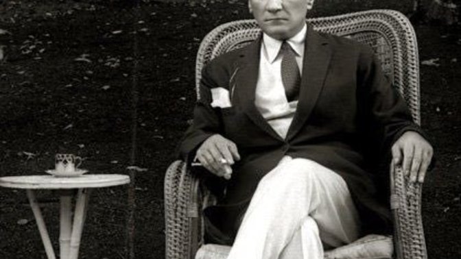 Mustafa Kemal Atatürk'ün kurduğu bu ülkede yaşamaktan gurur duyuyor musunuz?