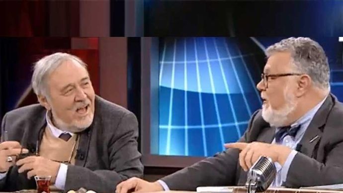 Her konuyu tartışabildiğiniz birisi var mı?