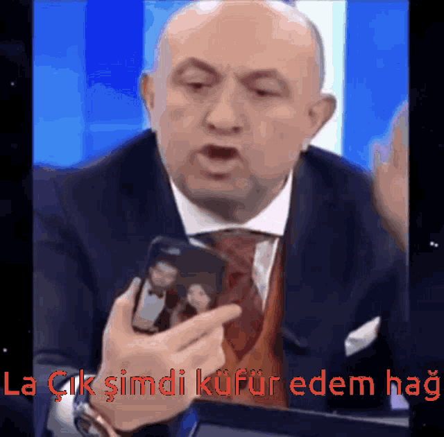 Evli erkek başkasına aşık olabilir mi?