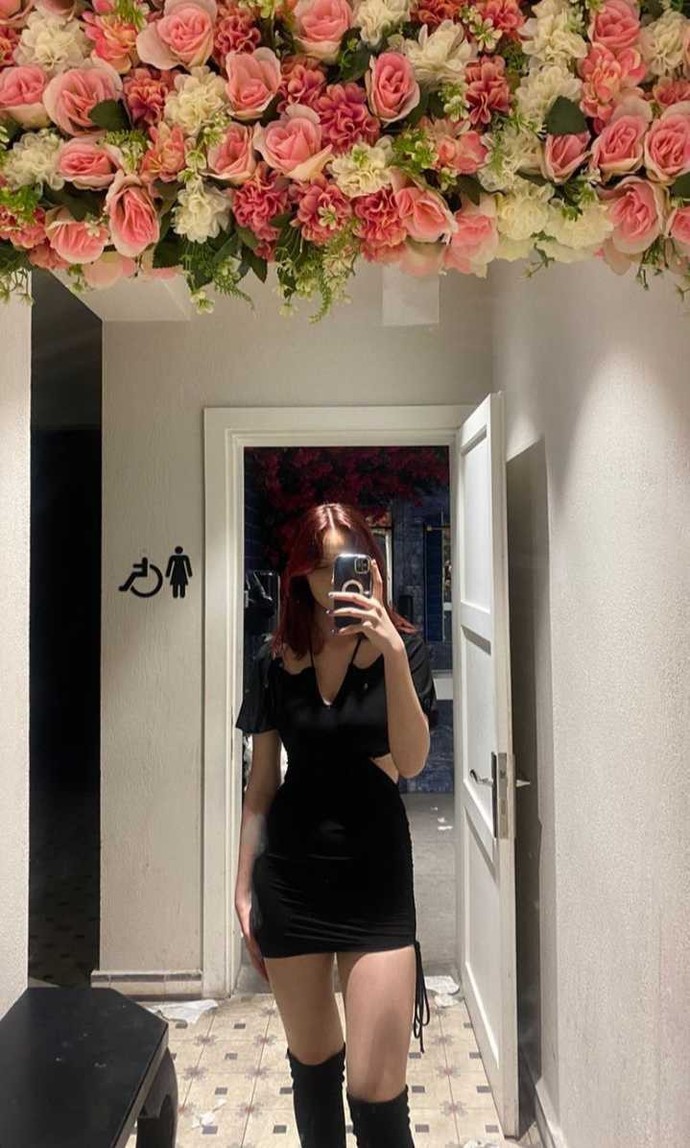 Yılbaşı için bu kıyafet nasıl sizce, yılbaşına uygun mu?