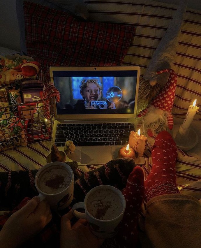 Yılbaşı gecesi kiminle baş başa film izlemek isterdin?