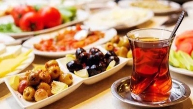 Kalkar kalkmaz kahvaltı yapabiliyor musunuz?