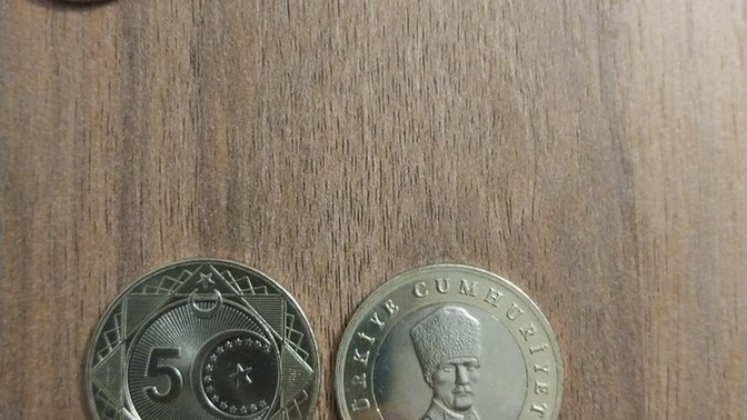 Yeni madeni 5 lirayı gördünüz mü?