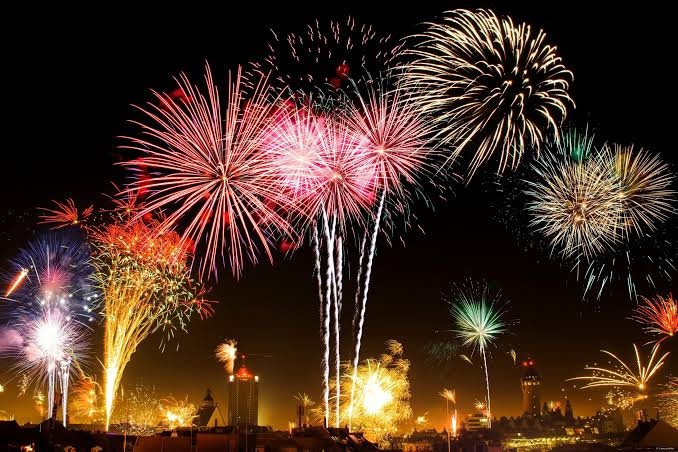 Yeni yıla nasıl girdiniz 🎉🎊 ?