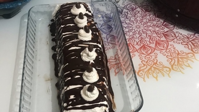 Kendi ellerimle yaptığım yeni yıl pastam nasıl olmuş sizce?