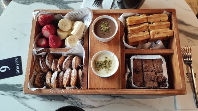Bostondd'i denedim 🤤 Sen en son dışarıda ne yedin?