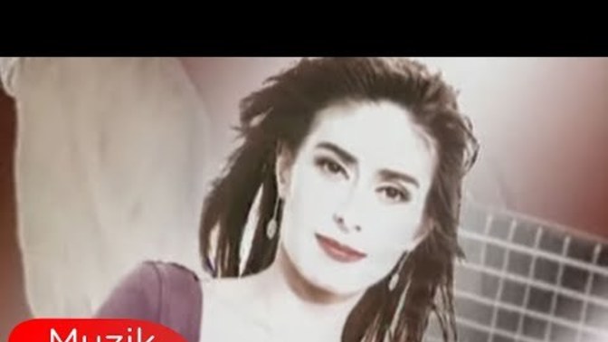 Aşklar hep yalan dolan mi?