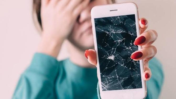 Telefonunuzun ekranı kırıldıgında ağlayasınız geliyor mu 😥😥?