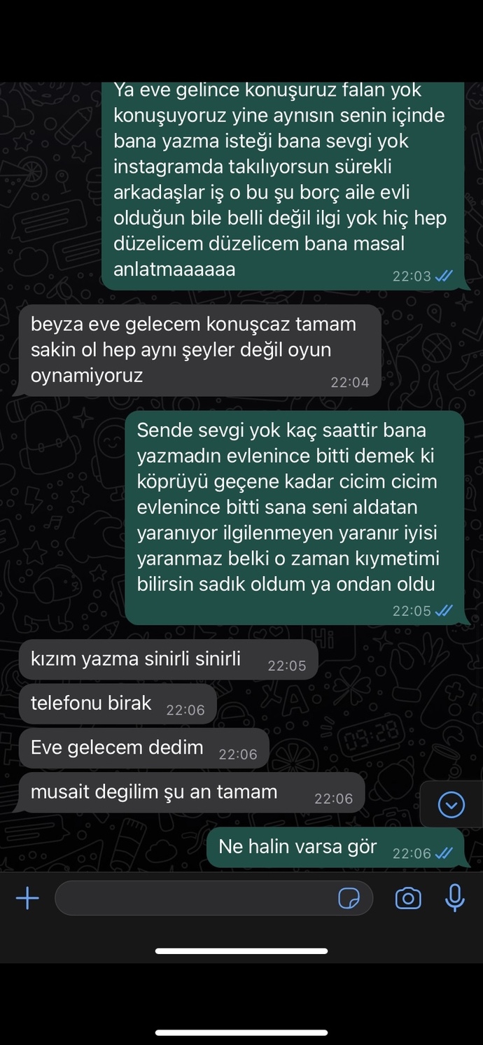 Kocamla yazışmaya bakar mısınız çok yoruyor beni yoruldum artık?😞?