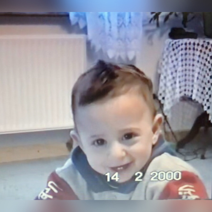 Hadi, herkes çocukluk fotoğrafını atsın mı?